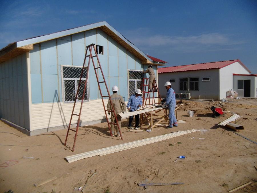 CDPH prefab house installation at Iraq Saladin Power Station Camp