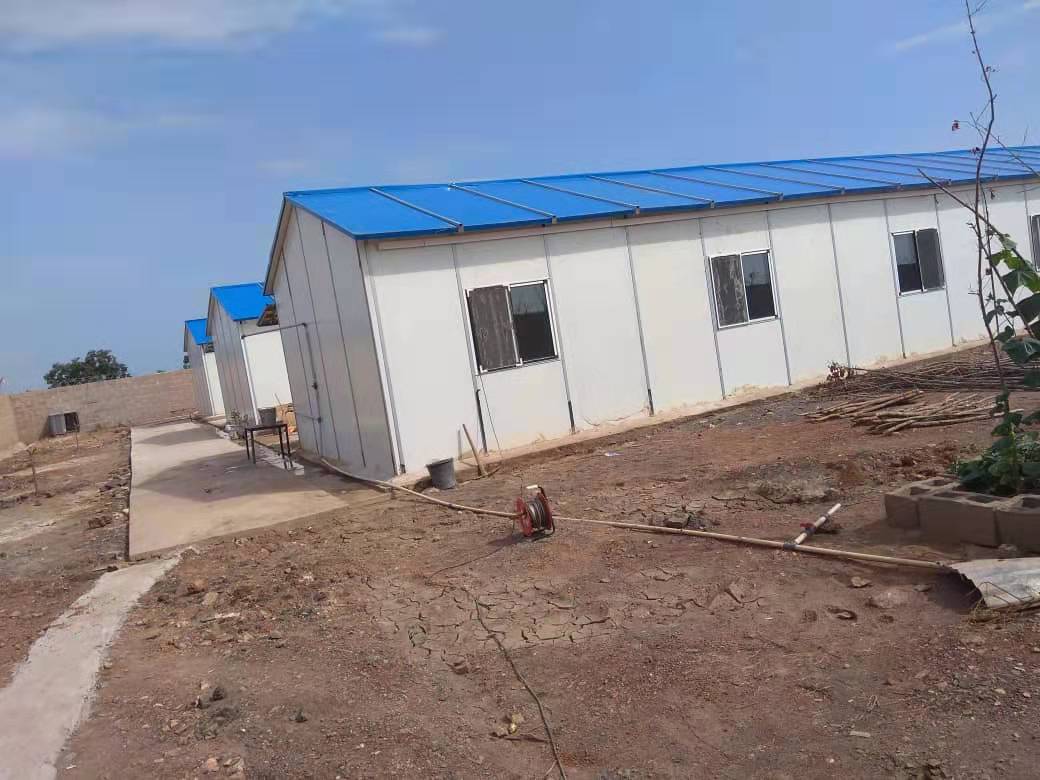 Prefab Mining Camp Containers: Ideal Solutions for Remote Sites